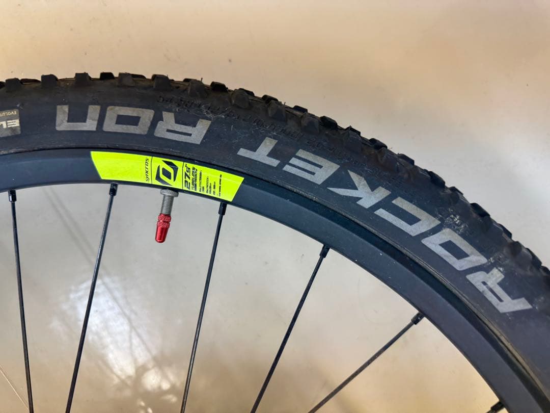 Scott Scale 700l RC Carbon マウンテンバイク