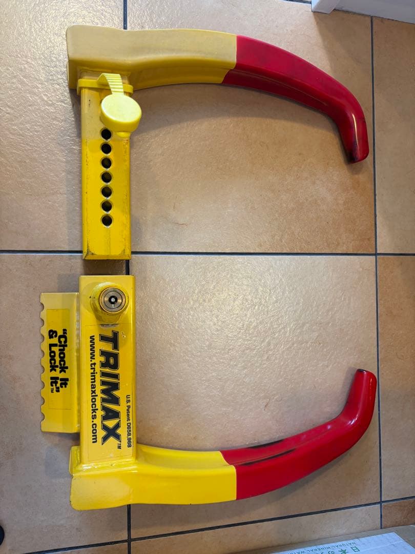 TRIMAX タイヤホイールロック TCL75 ランドクルーザー　中古