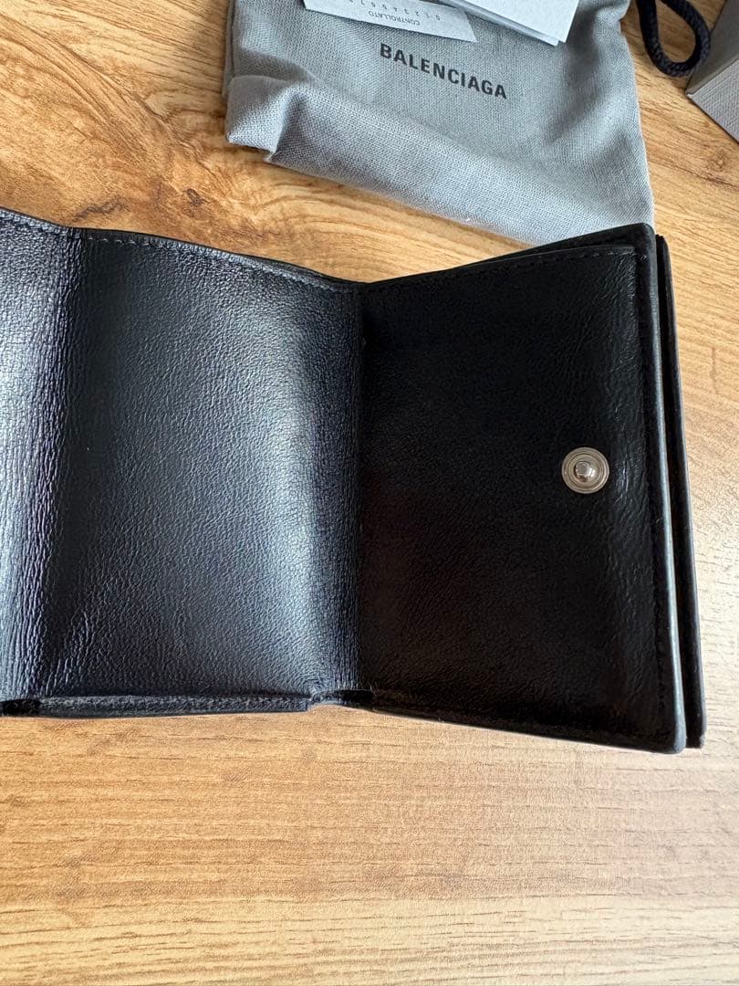 BALENCIAGA 三つ折財布