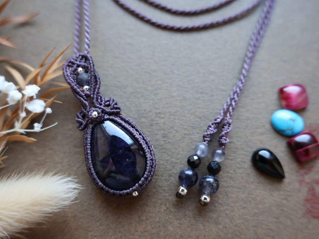 えじもっこ アイオライト　クンツァイト　マクラメ　ネックレス