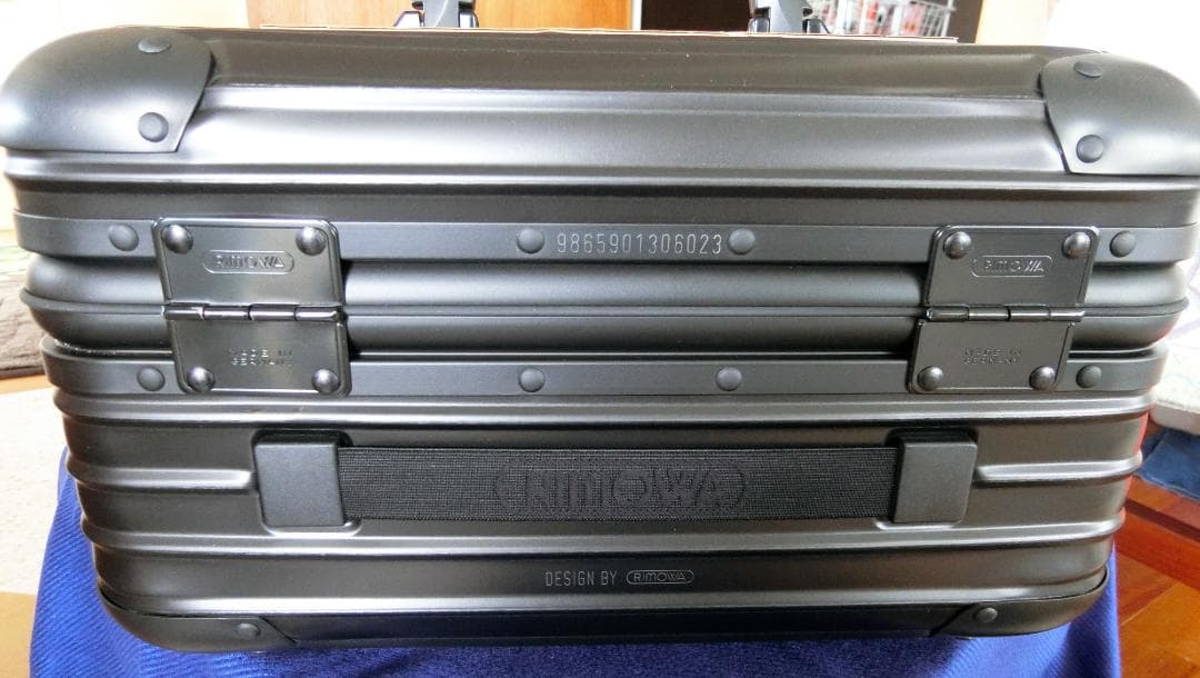 RIMOWA リモワ ステルス ビューティーケース 新品未商品