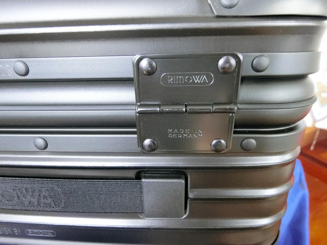 RIMOWA リモワ ステルス ビューティーケース 新品未商品