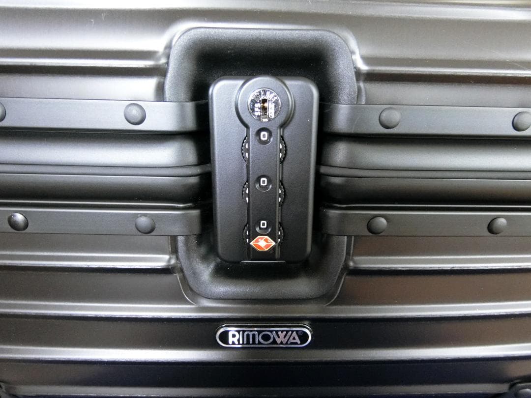 RIMOWA リモワ ステルス ビューティーケース 新品未商品