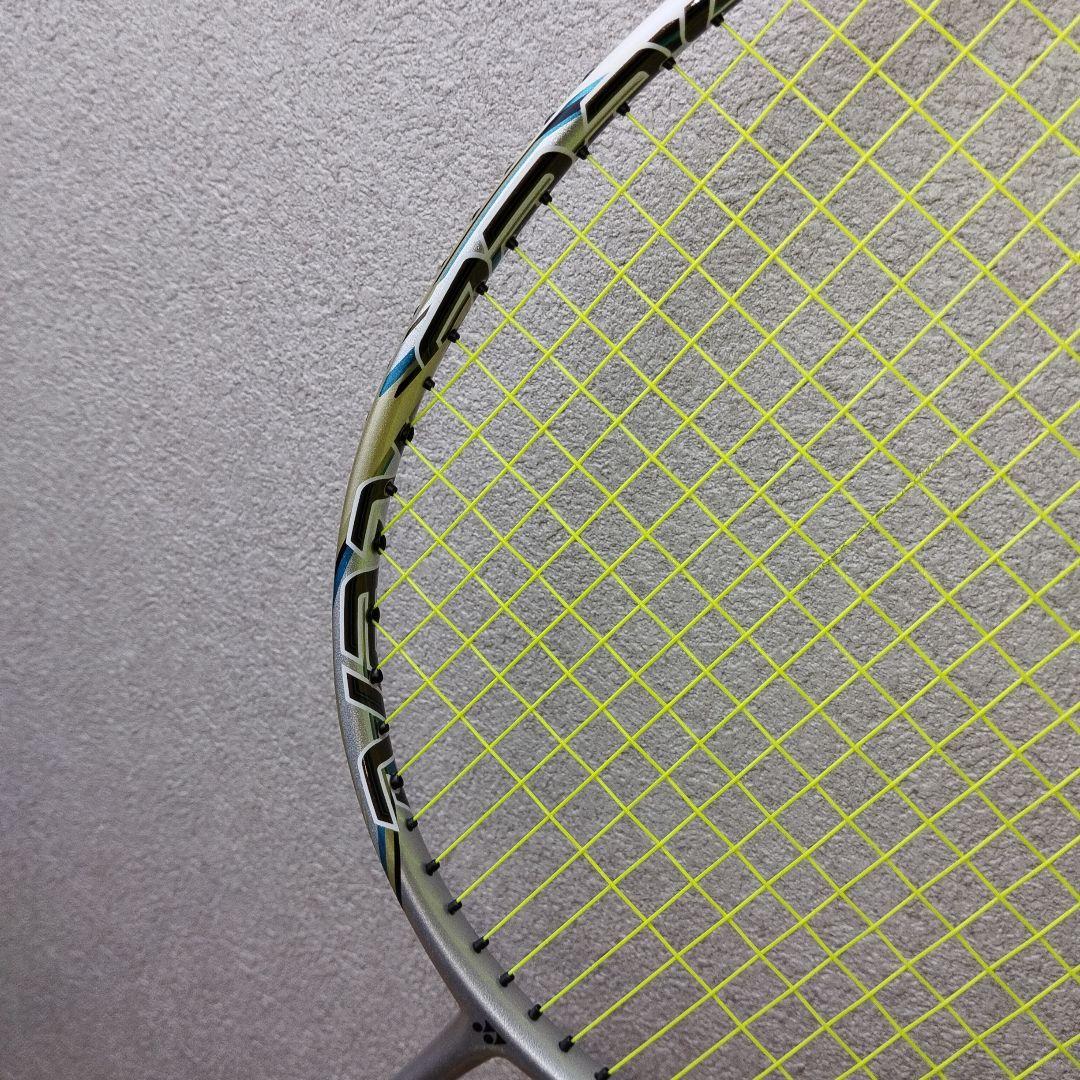 【極美品】YONEX NANORAY750 4UG5 ナノレイ750②