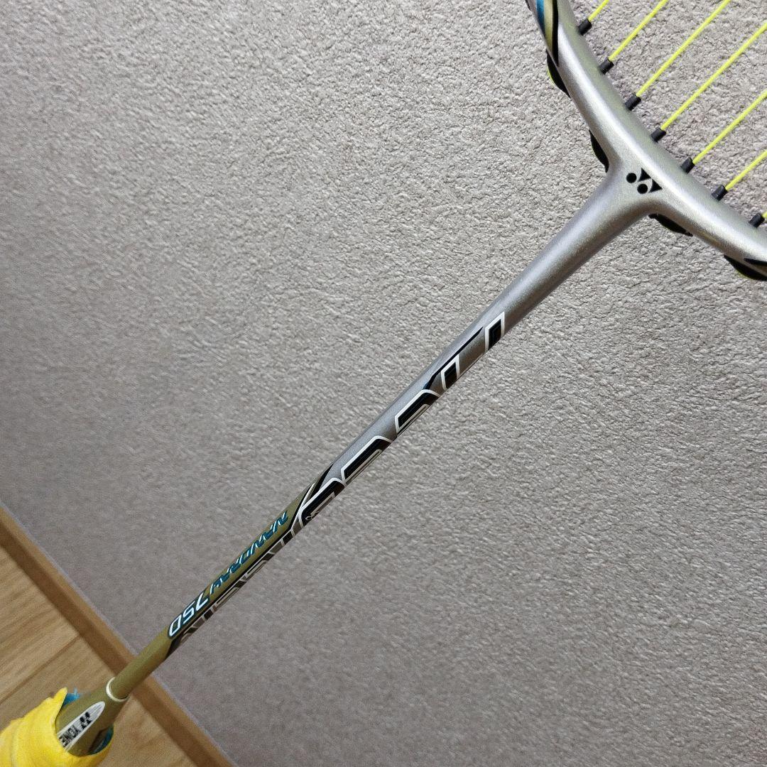 【極美品】YONEX NANORAY750 4UG5 ナノレイ750②