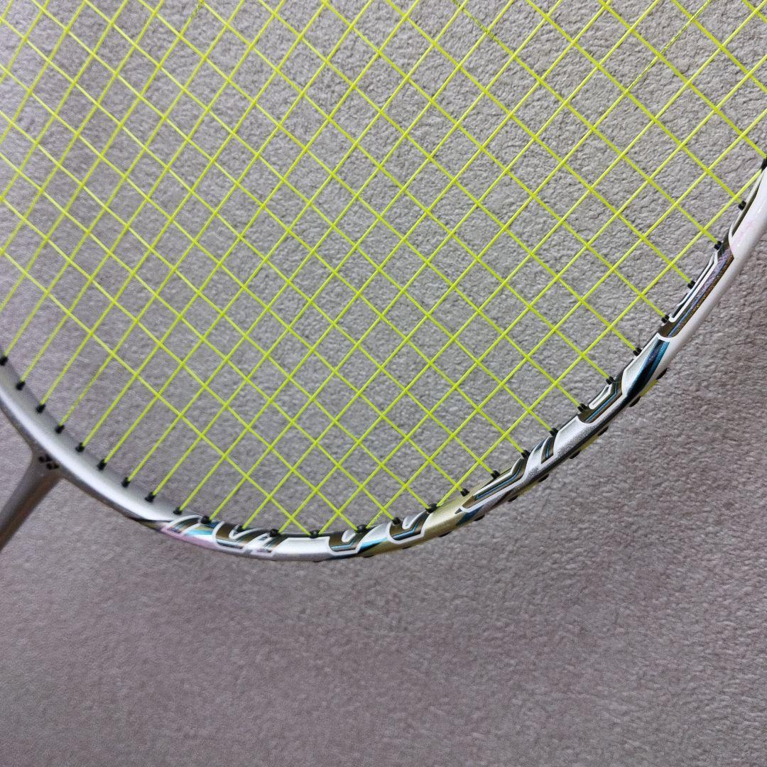 【極美品】YONEX NANORAY750 4UG5 ナノレイ750②