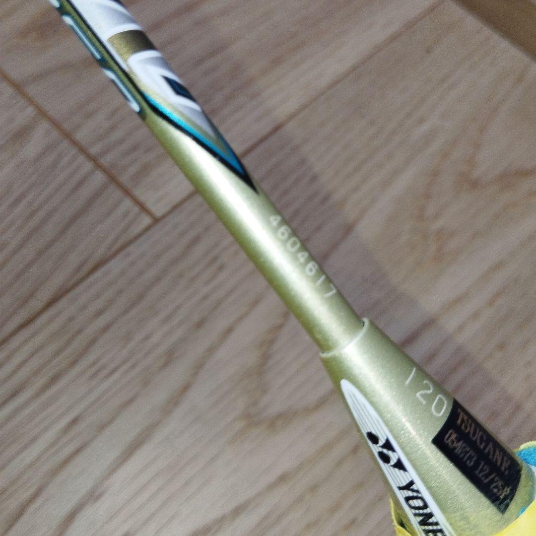 【極美品】YONEX NANORAY750 4UG5 ナノレイ750②