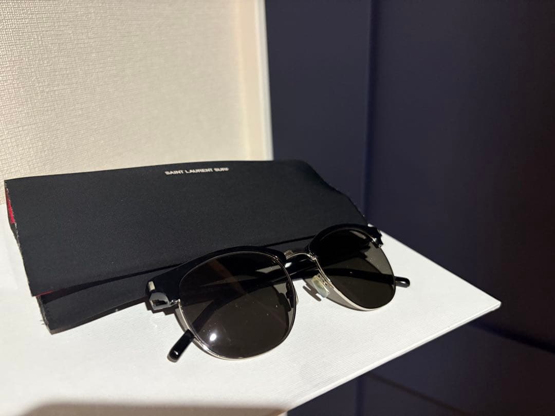 SAINT LAURENT サンローラン ラウンド サングラス ブラック