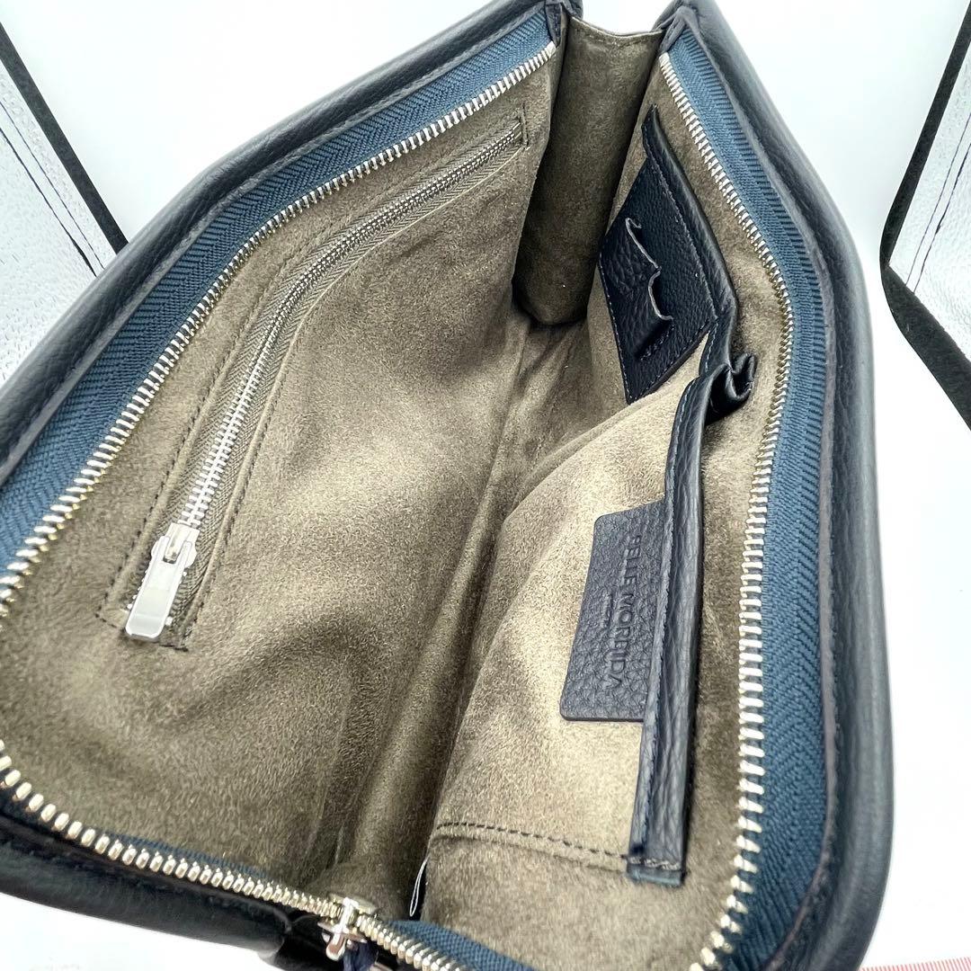 新品未使用 Pelle Morbida クラッチバッグ ネイビー