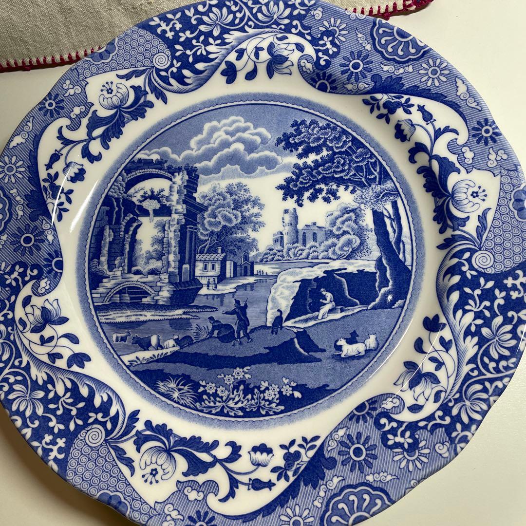 スポード大皿と小皿のセット　合計８枚 26.5×3 4枚　　18.8×4枚