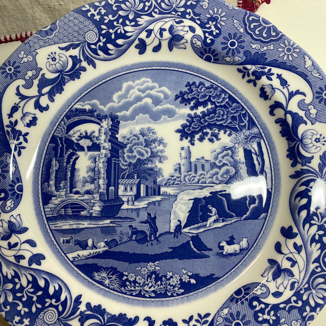 スポード大皿と小皿のセット　合計８枚 26.5×3 4枚　　18.8×4枚