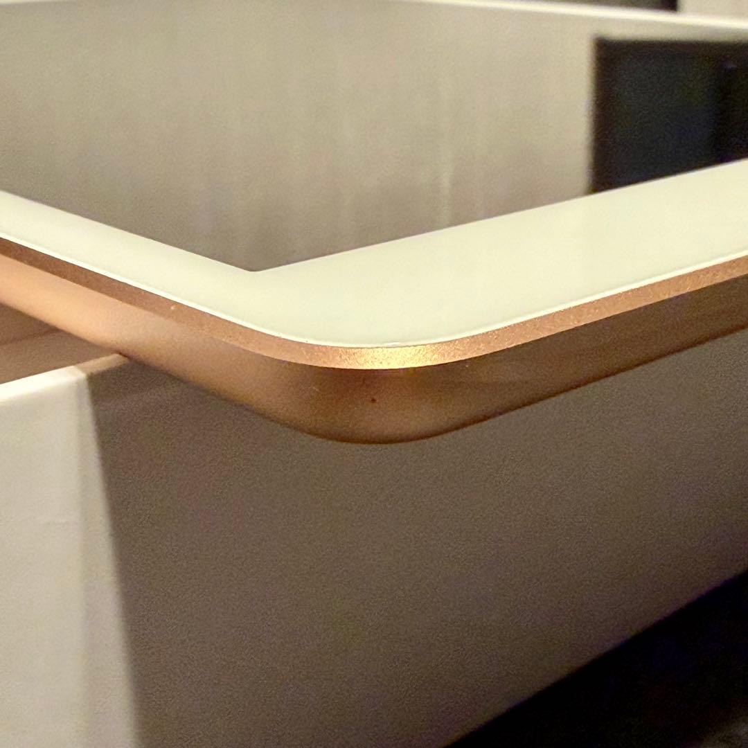 iPad8 超美品 32GB WiFiモデル ゴールド