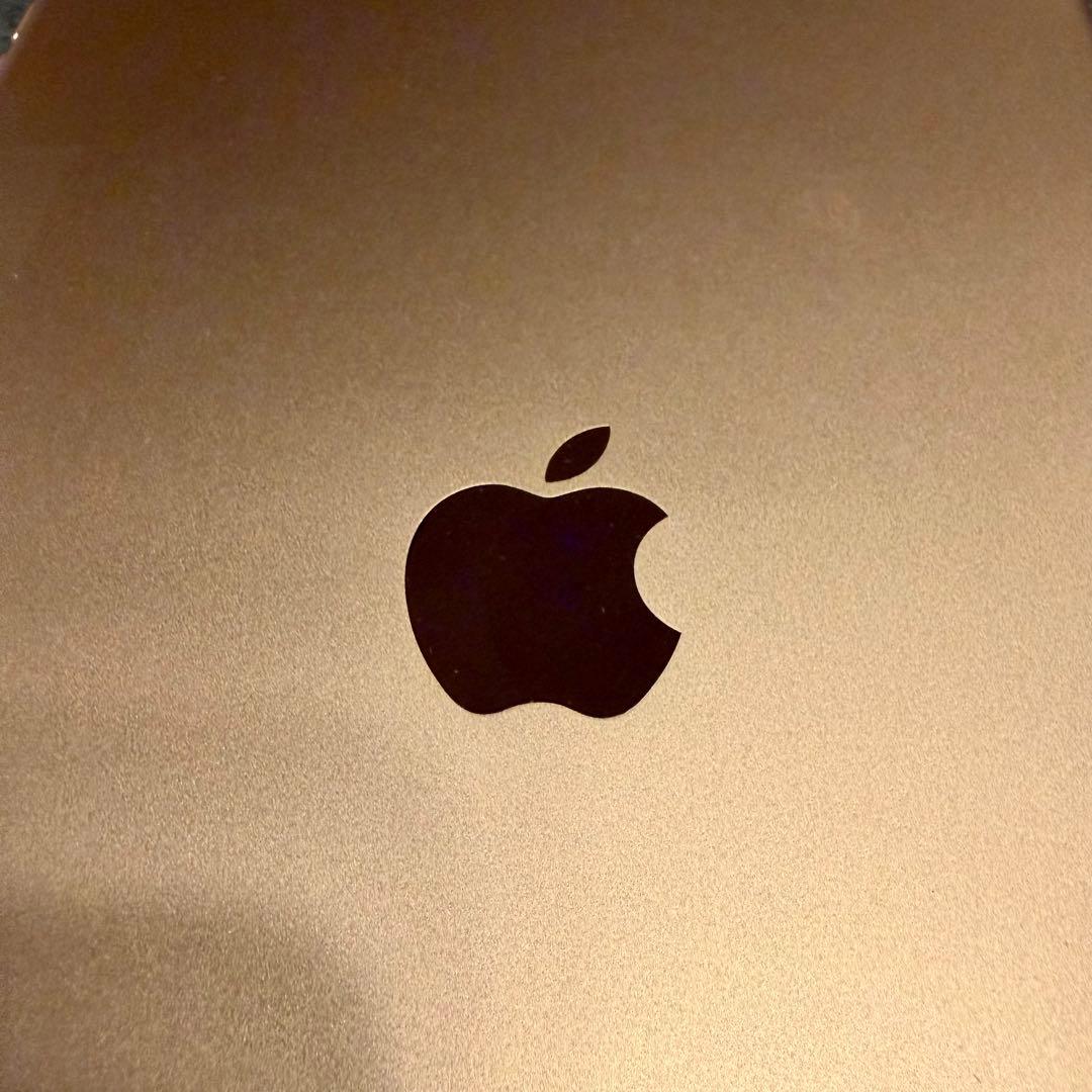 iPad8 超美品 32GB WiFiモデル ゴールド