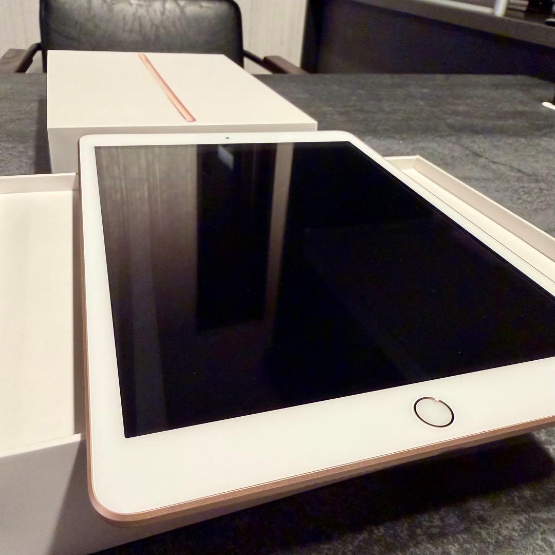 iPad8 超美品 32GB WiFiモデル ゴールド