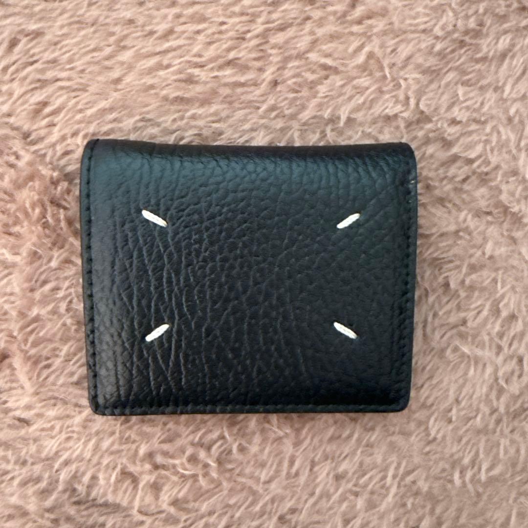 マルジェラ二つ折り財布