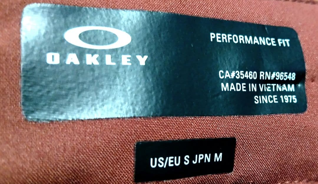 極美品オークリーOAKLEYスノーボードスキーパンツサイズM男女