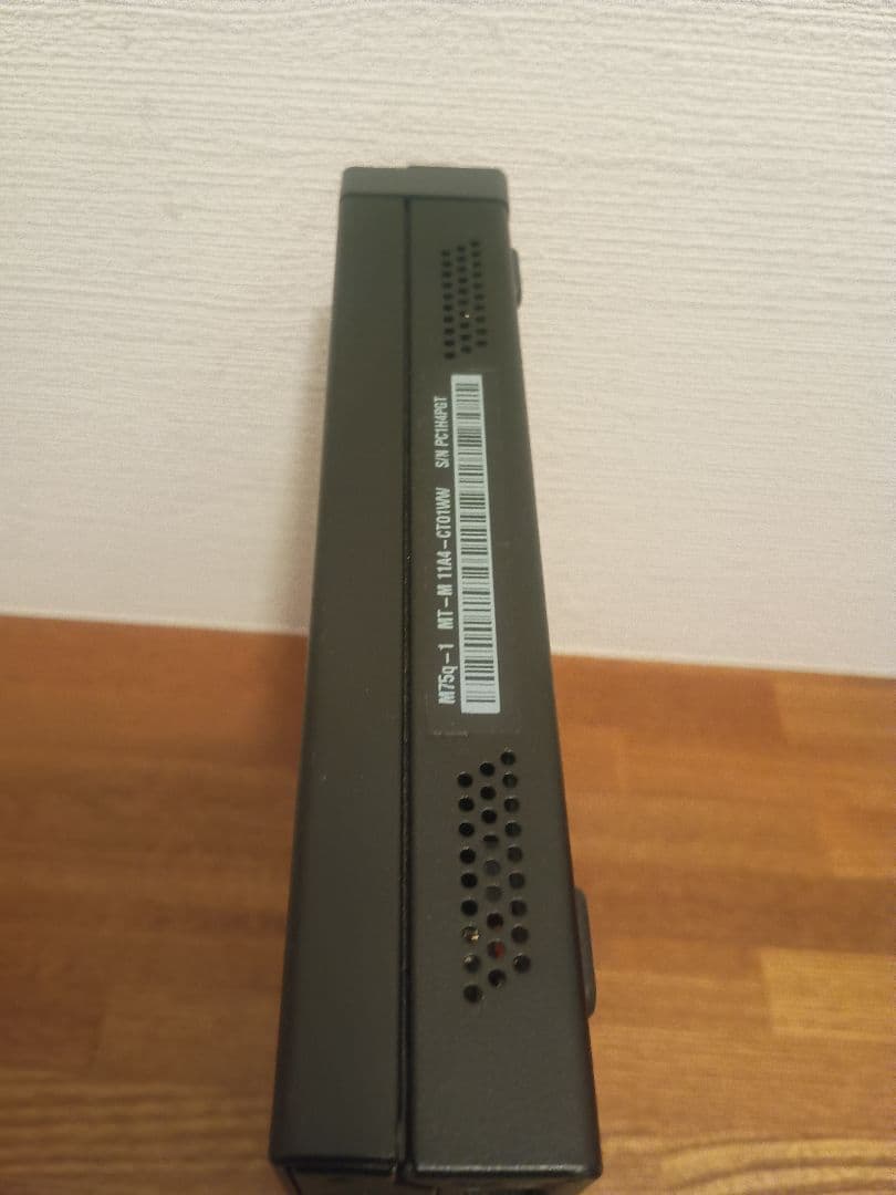 Lenovo Thinkcentre M75-q1 SSDなし