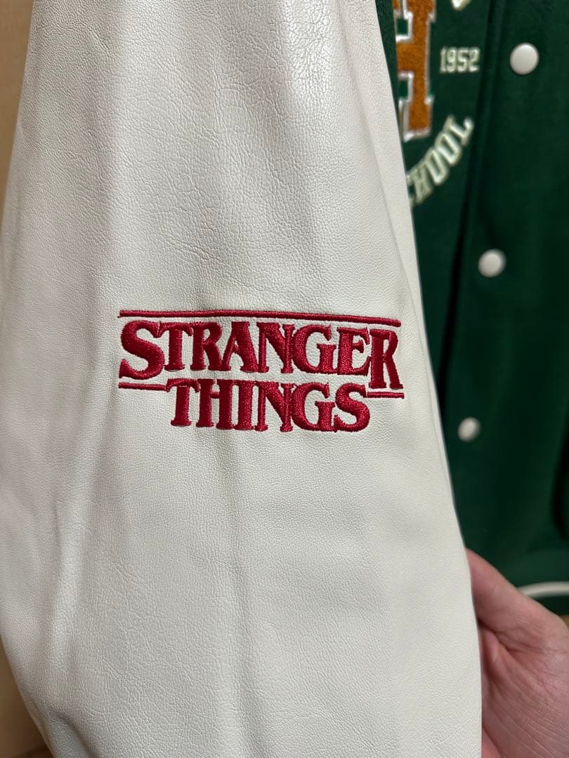 【新品】早い者勝ち！ストレンジャーシングス　 スタジャン