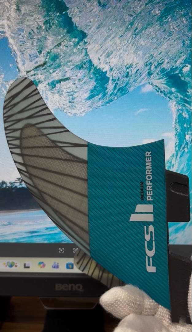 FCS II PERFORMER サーフボードフィン MEDIUM