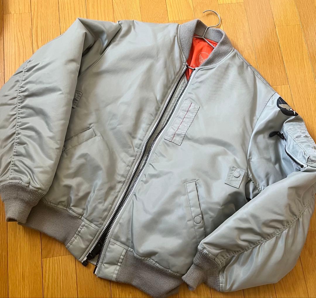 AVIREX MA-1 シルバー