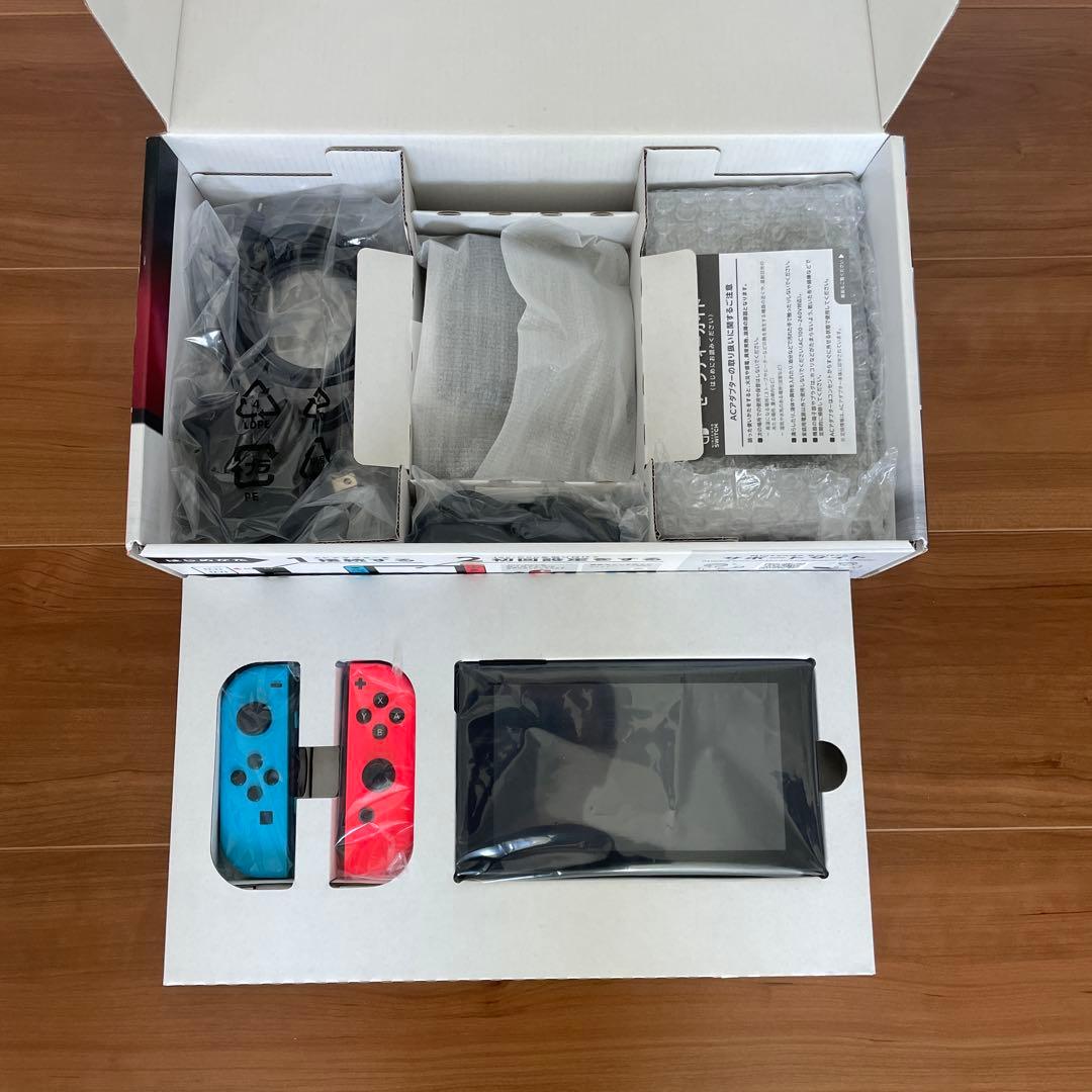 Nintendo Switch 本体　➕ Splatoon 3 SDカード付