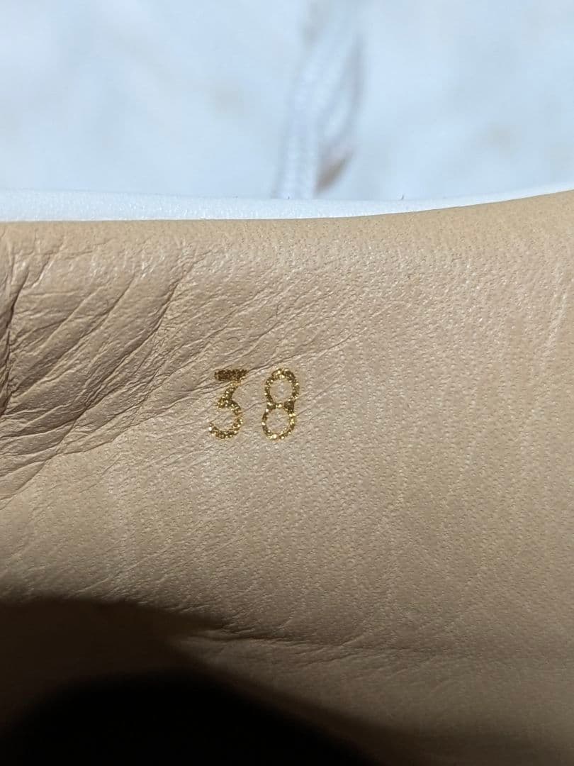 美品Christian Louboutin　スタッズ　スエード　スニーカー　38