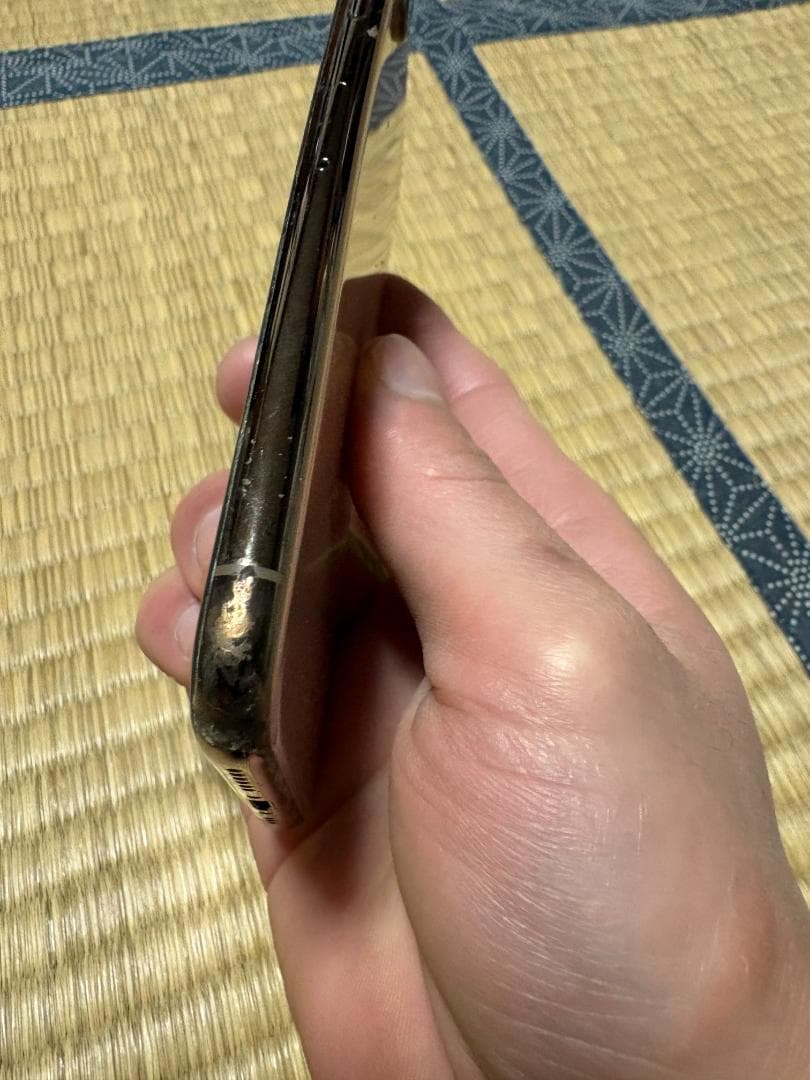 iPhone XS 256GB ゴールド SIMフリー 残債なし 電池76%