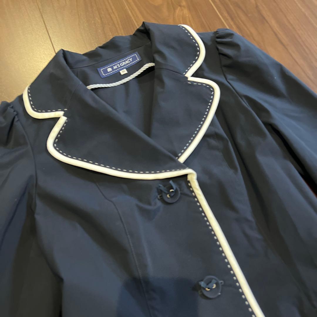 ネイビー トレンチコート 白いパイピング