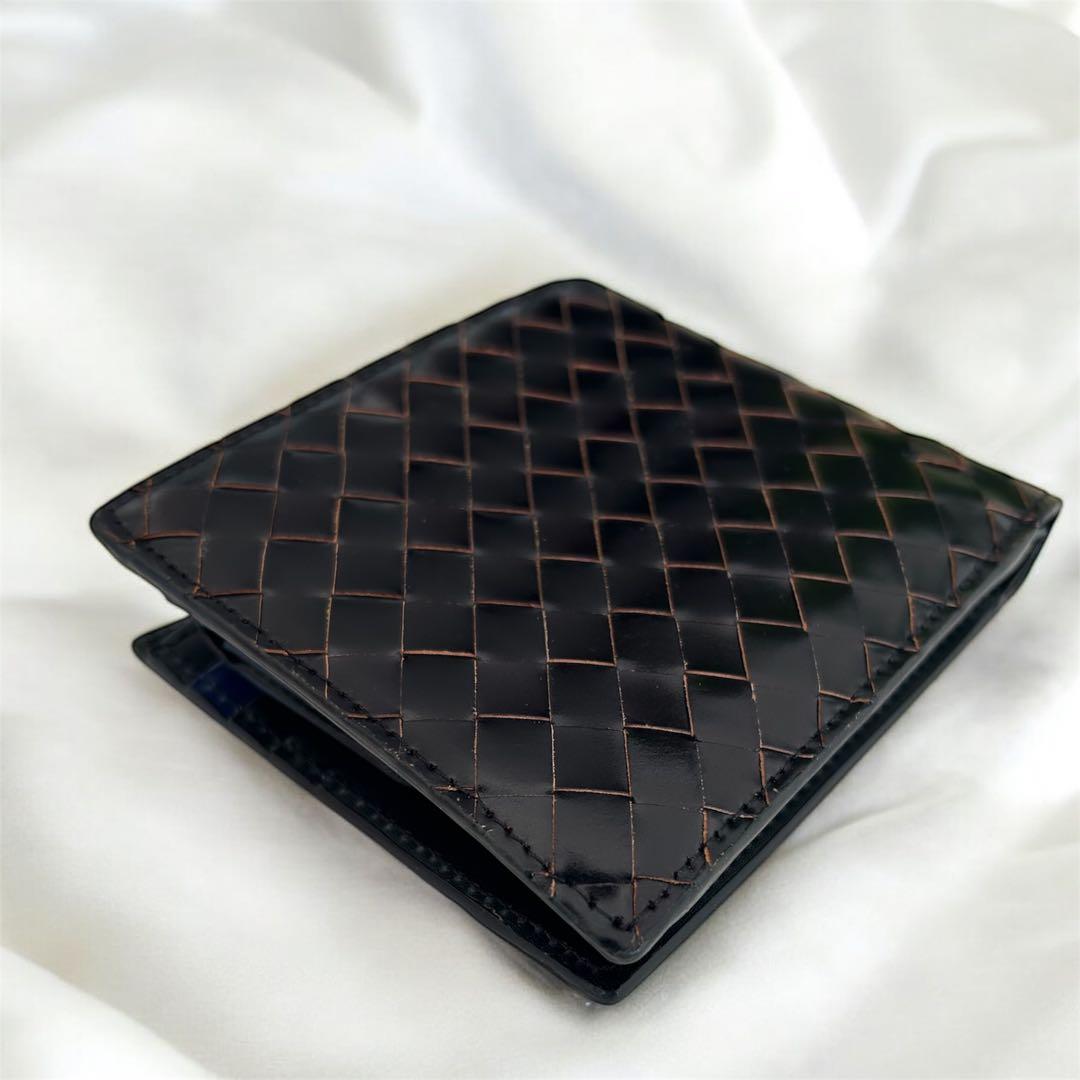 【新品•未使用】CORDOVAN コードバン　本革　二つ折り財布