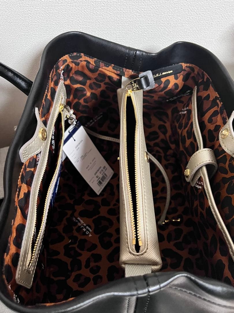 【未使用タグ付き】ADMJ バニティ キューブトート25センチ