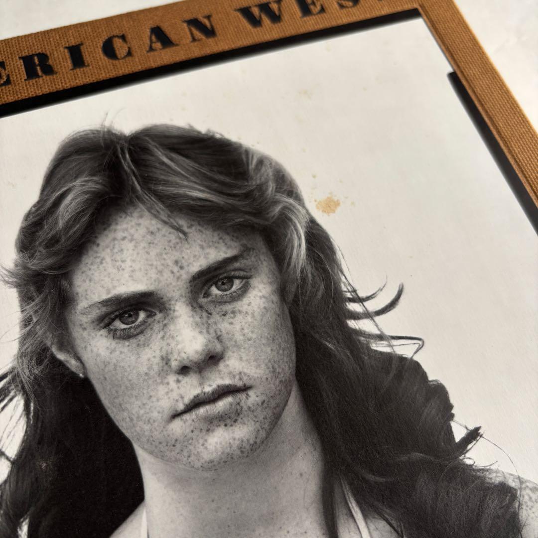 ●In the American West リチャード・アヴェドン　サイン入り
