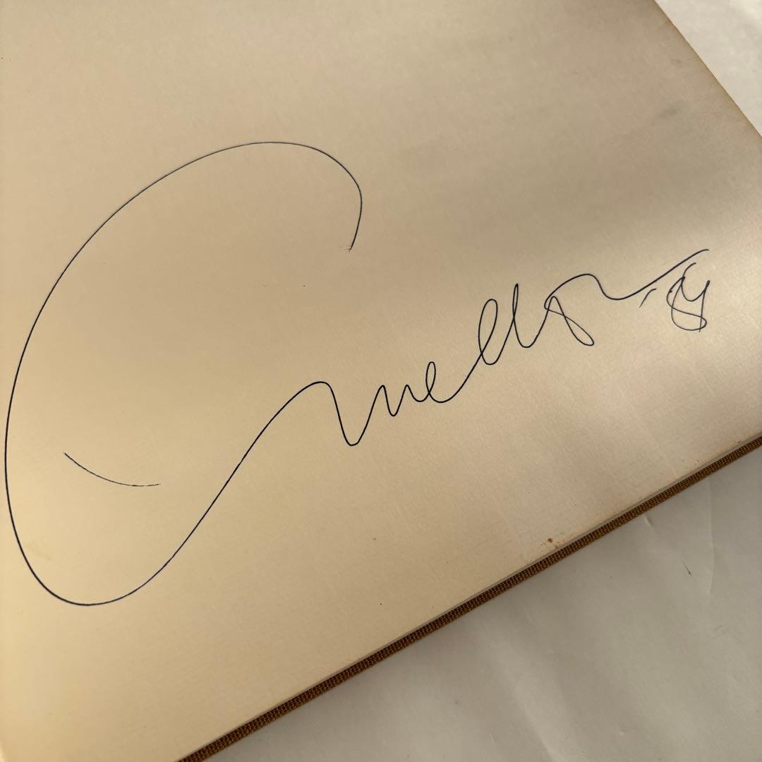 ●In the American West リチャード・アヴェドン　サイン入り