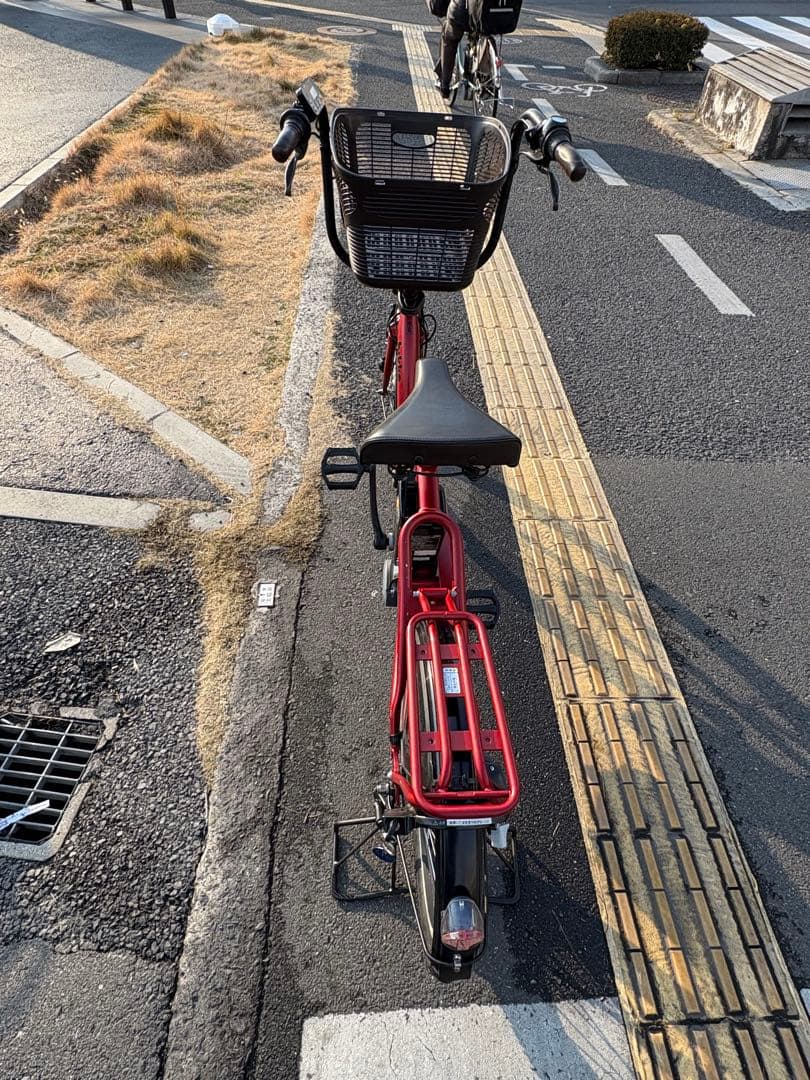 中古20㌅ブリヂストン電動アシスト自転車　12Ah4点灯　大阪　016番