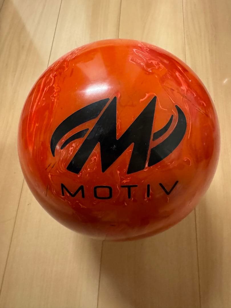 Motiv ベノム・リコイル　モーティブ　15P ボウリング　ボール