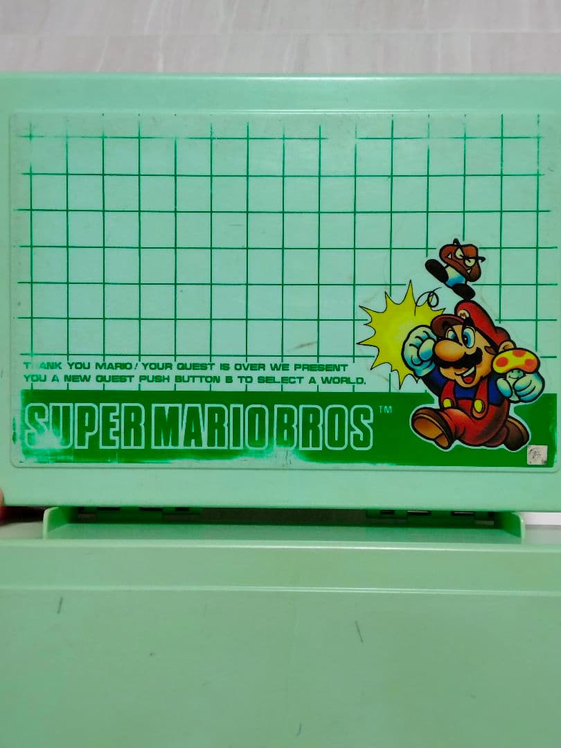 ファミコンカセットケース