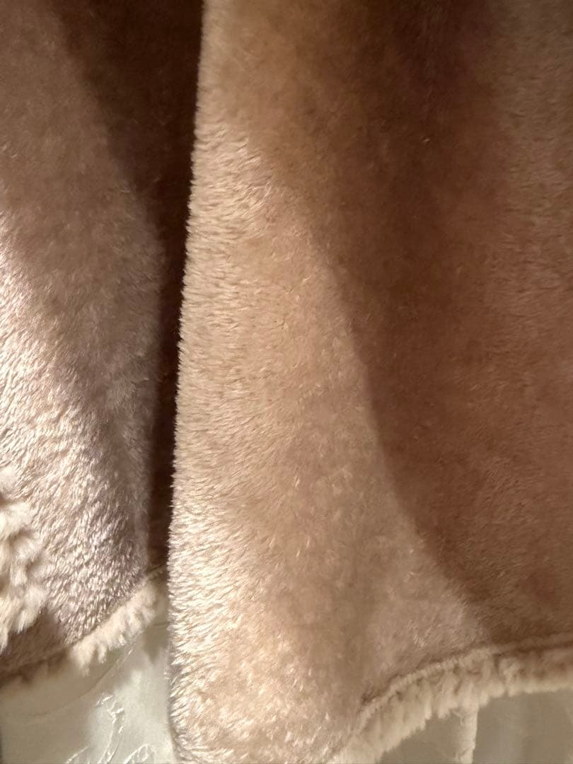 Yukarının ♡新品未使用！イシカワラボ　ファー付きポンチョ