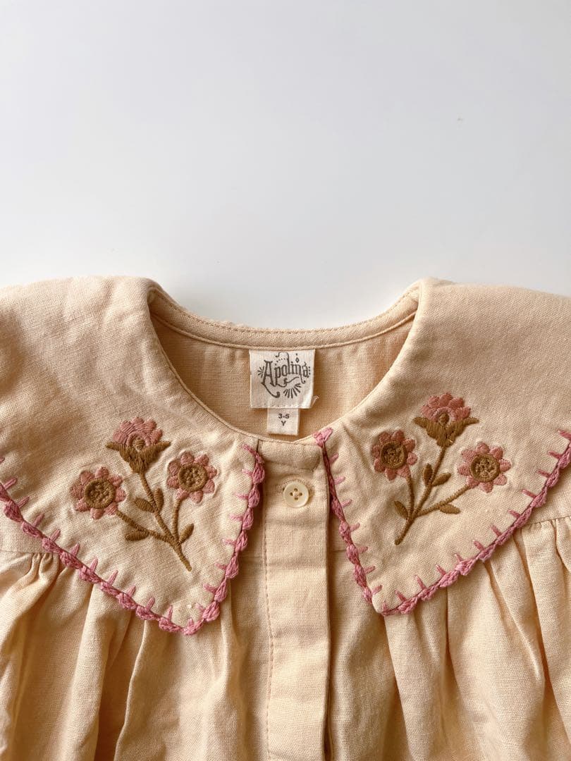 【美品】Apolina Embroidered Blouse 3-5y