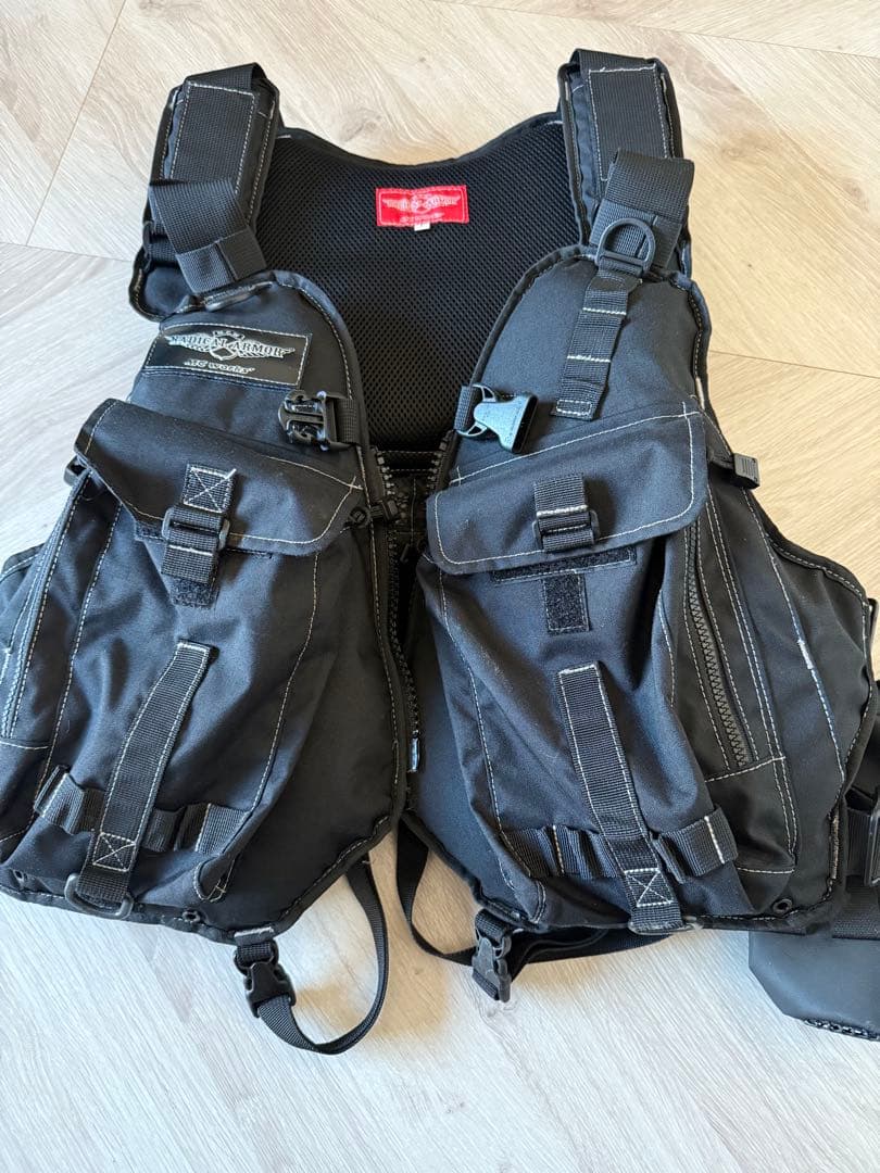 MCワークス rockman VEST 1R ロックマンベスト