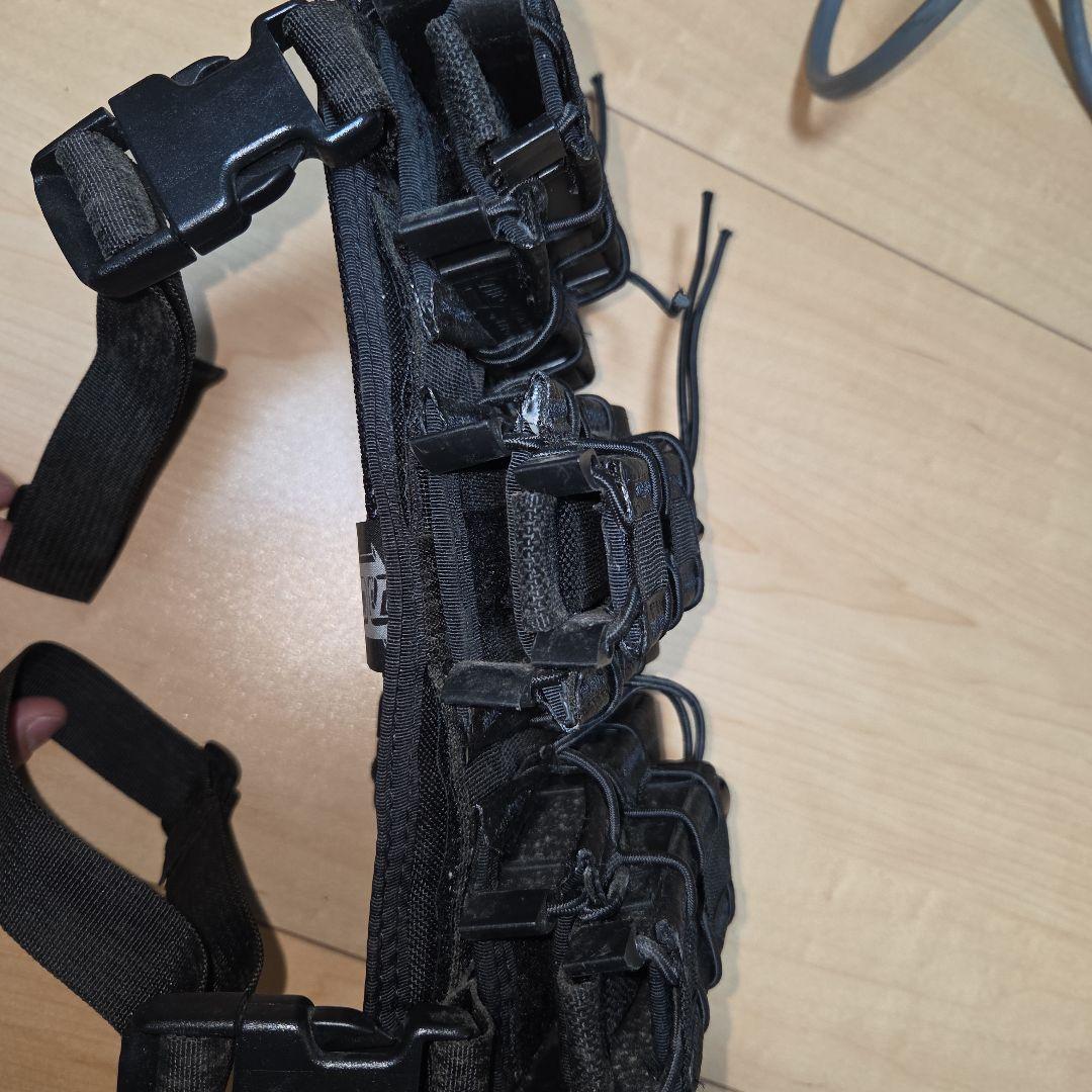 HSGI ハイスピードギア レッグリグ マガジンポーチ 実物