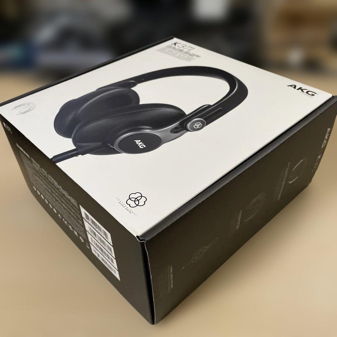 【 純正イヤーパッド未使用 】AKG K371 有線 モニターヘッドホン 密閉型