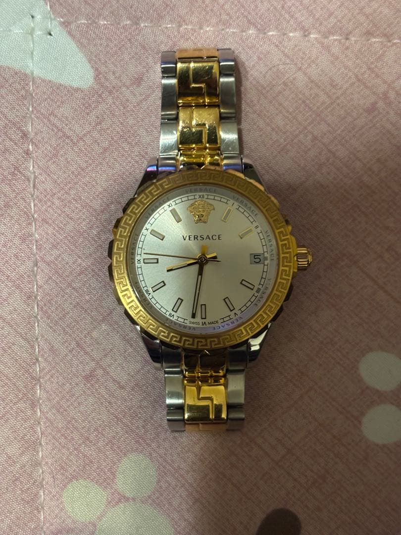 値下げ　VERSACE アナログ腕時計 シルバー/ゴールド