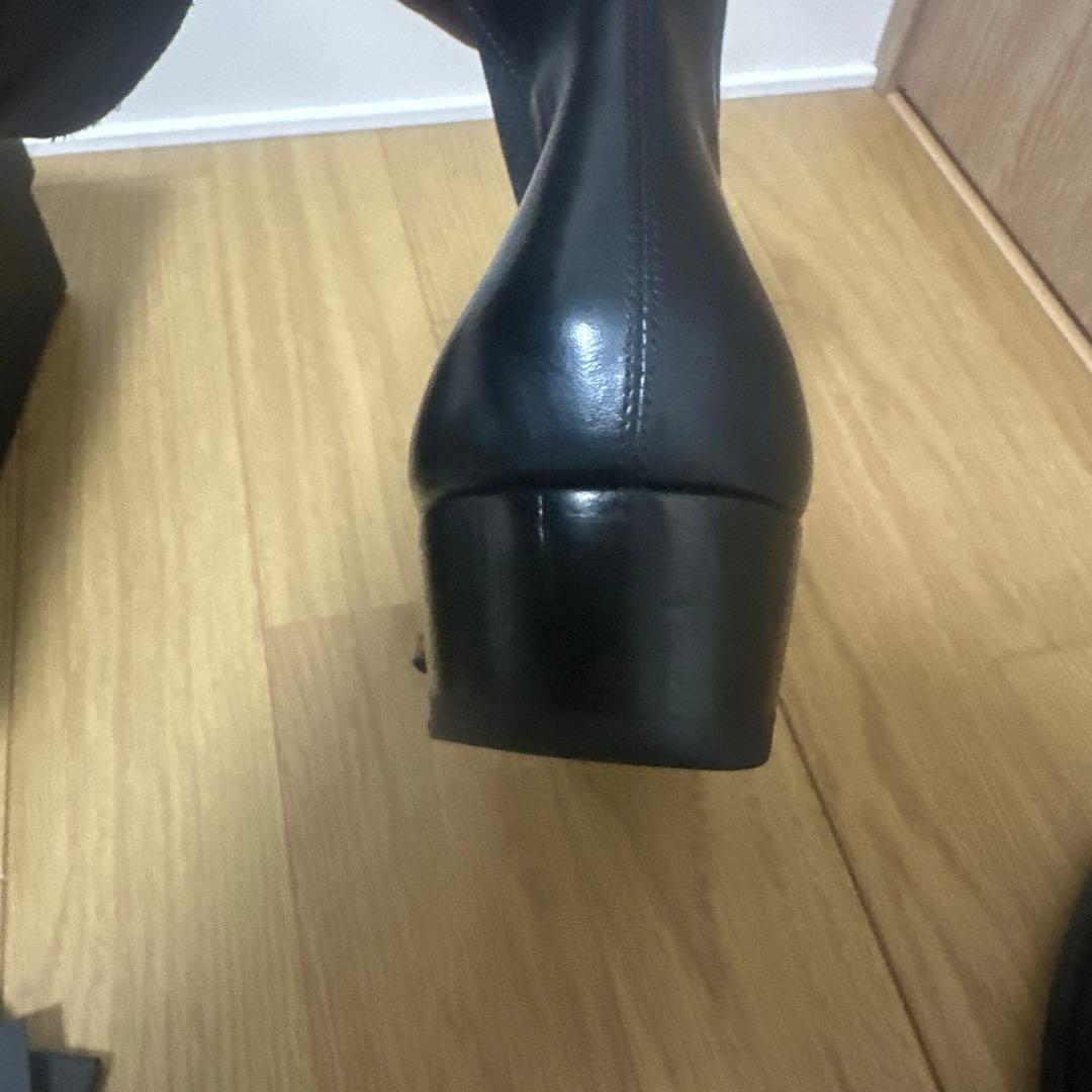 SAINT LAURENT ブラック チェルシーブーツ