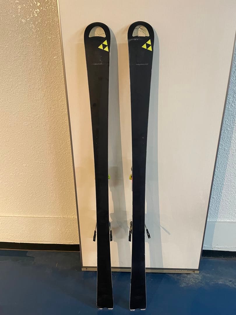 【限定価格】フィッシャー RC4 WORLDCUP SC PRO スキー板