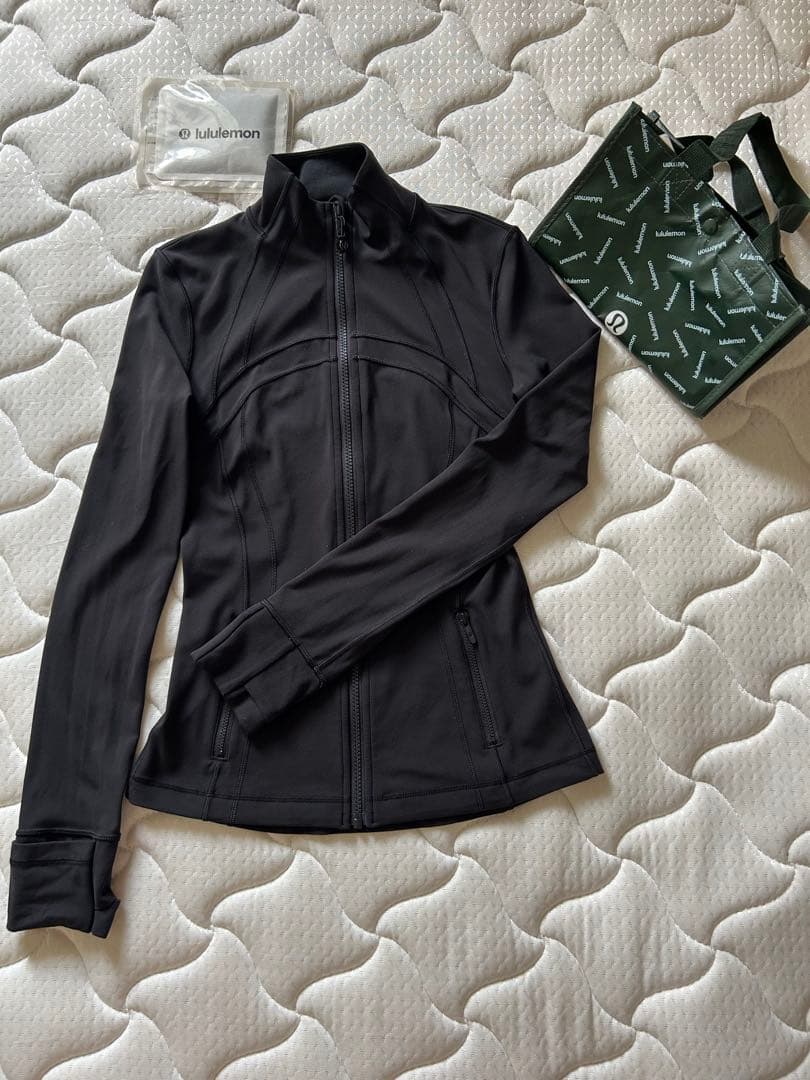 ルルレモン ディファイン ジャケット ボーン サイズ4