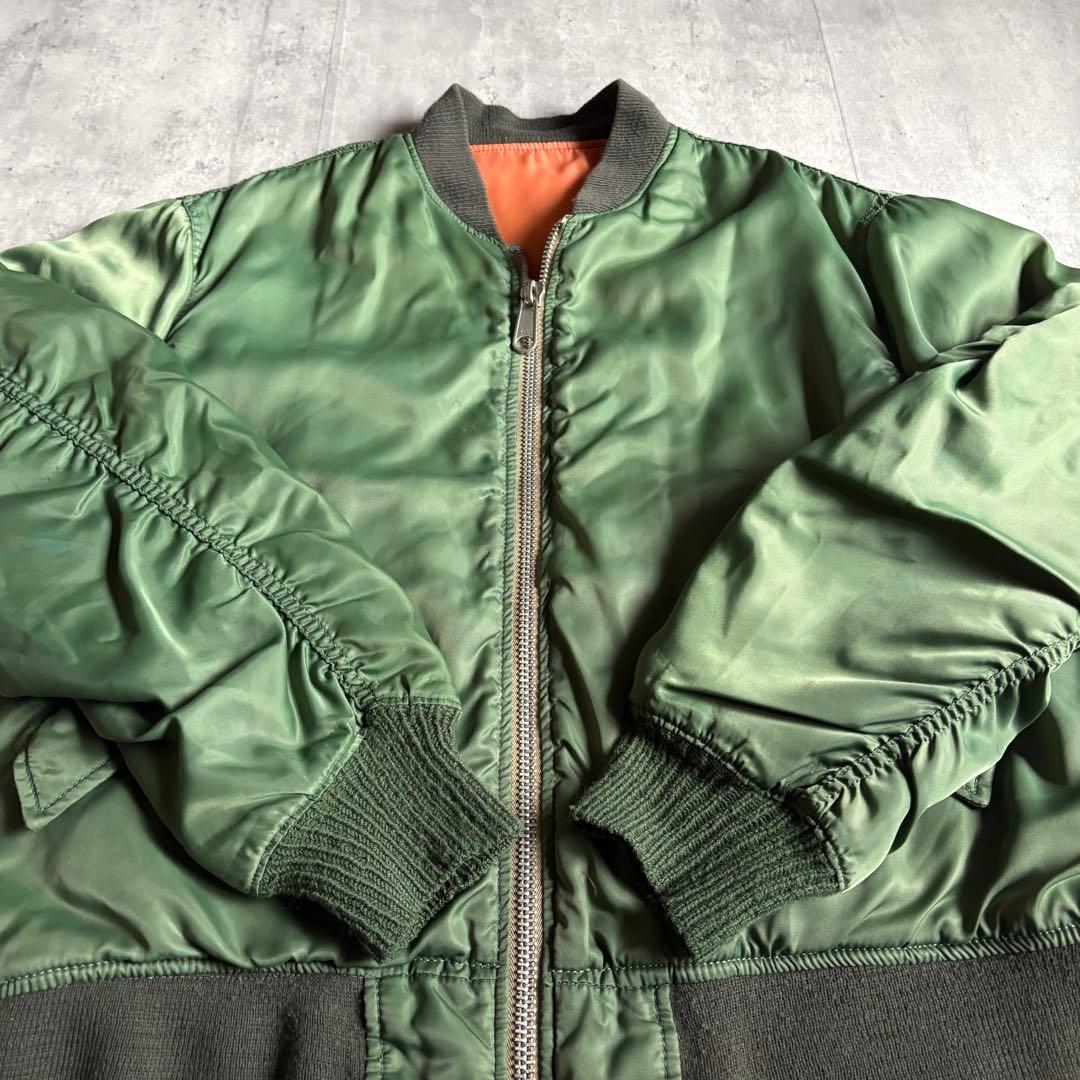 【90s vintage】MA-1 フライトジャケット　リバーシブル　短丈　古着