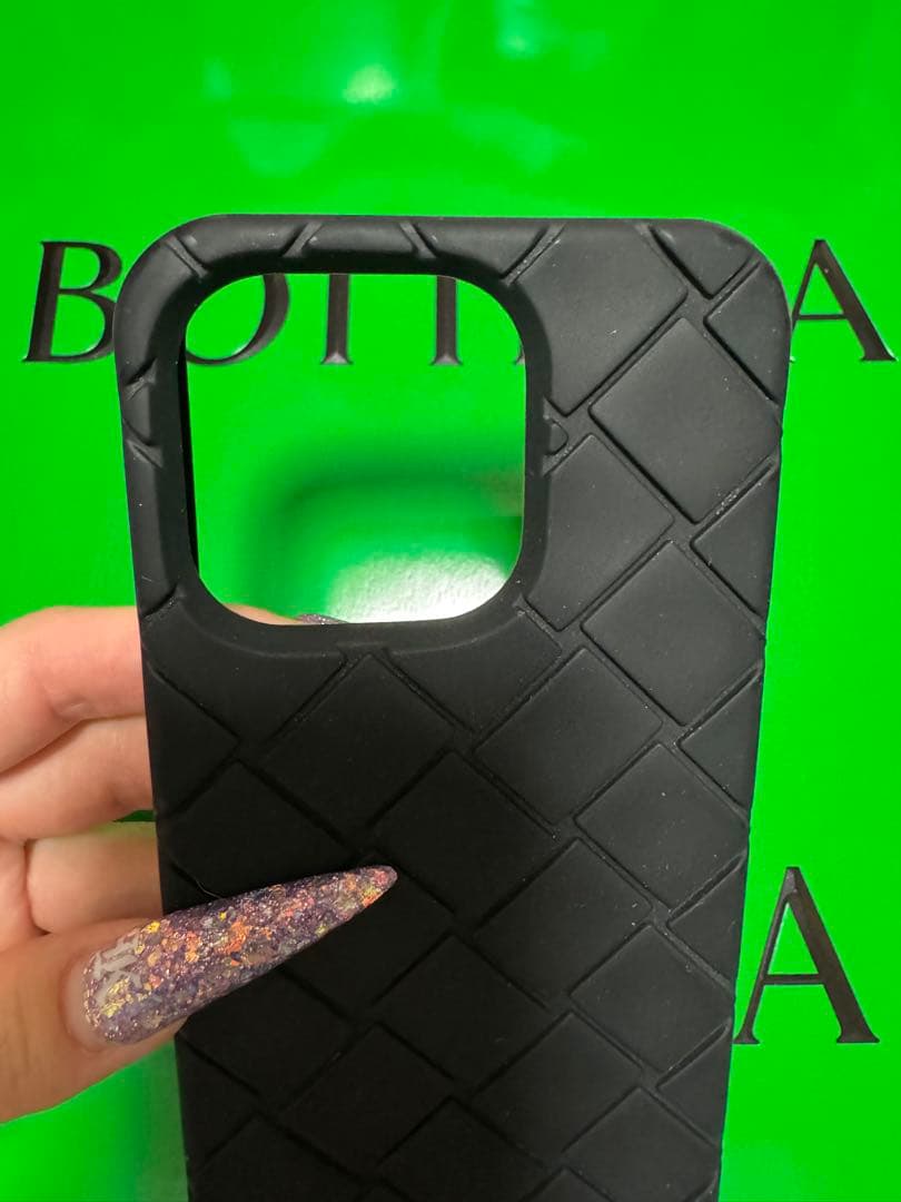BOTTEGA VENETA ブラック iPhone15pro