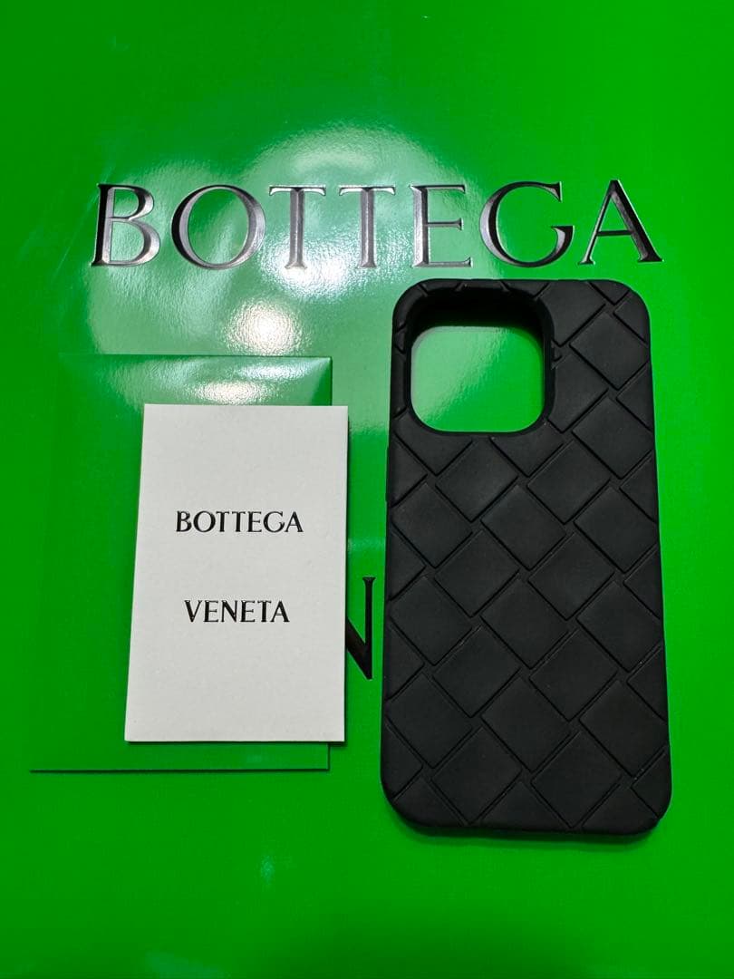 BOTTEGA VENETA ブラック iPhone15pro