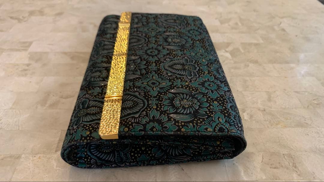 印傳屋 印伝 indeene インディーヌ クラッチバッグ 深緑