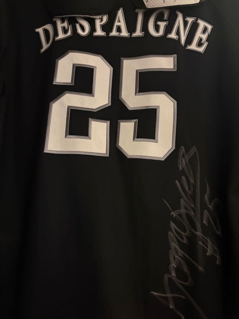 ソフトバンクホークス日本一記念！デスパイネ選手直筆サイン入りユニフォーム