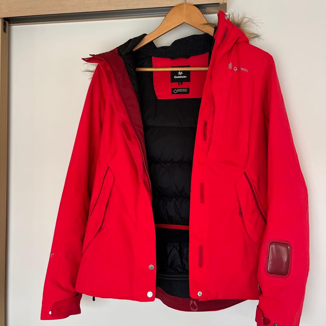 Goldwin上位モデル　ゴアテックス スキーウェア